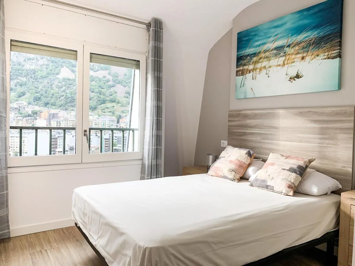 Apartamento Duplex Bh Vancouver En El Centro アンドラ・ラ・ベリャ 0*,  アンドラ