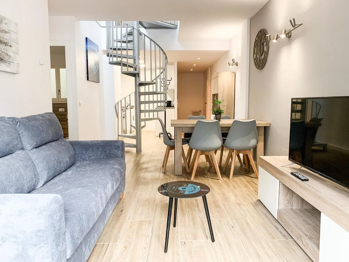 Apartamento Duplex Bh Vancouver En El Centro アンドラ・ラ・ベリャ アンドラ