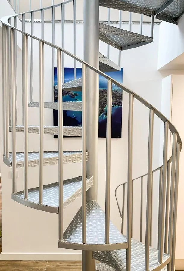 Apartamento Duplex Bh Vancouver En El Centro アンドラ・ラ・ベリャ