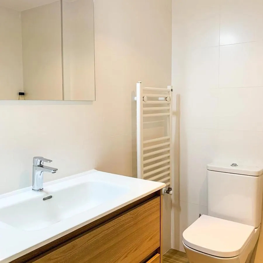 Apartamento Duplex Bh Vancouver En El Centro アンドラ・ラ・ベリャ